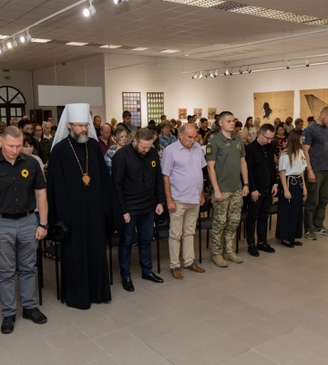 У Полтавській області родичам загиблих та зниклих безвісти військових вручили державні відзнаки. У Полтавській області родичам загиблих та зниклих безвісти військових вручили державні відзнаки.
