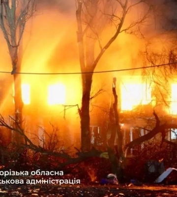 Удар по Запорожью: горели дома, есть раненые