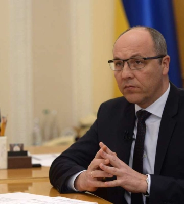 Стрілянина в Парубія у Львові: політичного діяча застрелили, нападника шукають - поліція