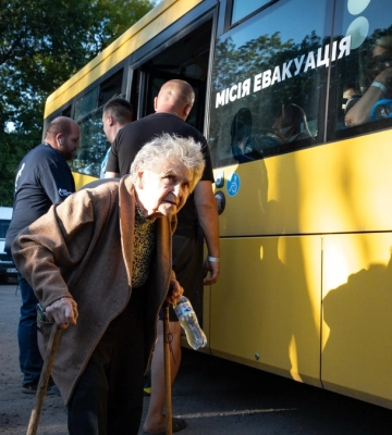 До кінця серпня підготують щонайменше 30 тис. місць для переселенців в Києві та 15 областях