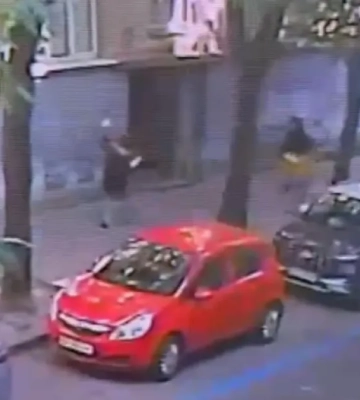 Появилось ВИДЕО нападения на Андрея Парубия с камер наблюдения