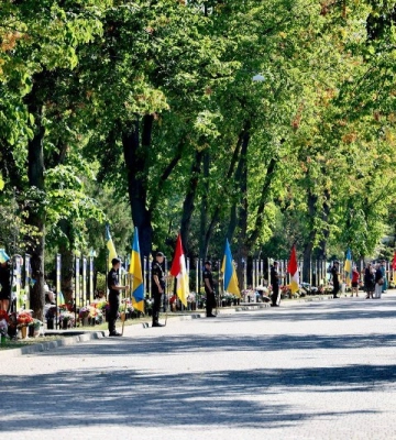 В Одесі відкрили восьмий стенд &quot;Стіни пам’яті&quot; до Дня загиблих захисників