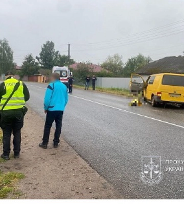 На Сумщині повідомлено про підозру літньому водію, через дії якого загинув юний мотоцикліст