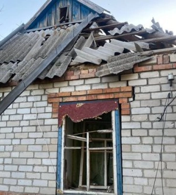 РФ атакувала Дніпропетровщину: двоє поранених, пошкоджена інфраструктура. ФОТОрепортаж