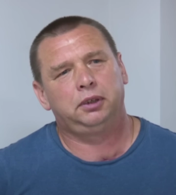 У Луцьку військовозобов&#039;язаний кинувся з ножем на працівника ТЦК: що розповів поранений