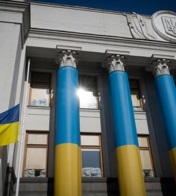 У Верховній Раді приспущено прапор на знак пам&#039;яті про Андрія Парубія