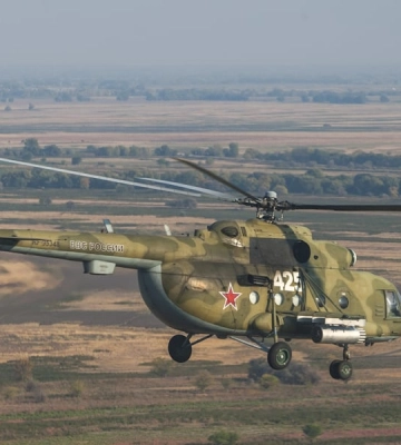 ЗМІ: Україна дронами і ракетами атакувала Крим, пошкоджено 6 катерів і знищено вертоліт