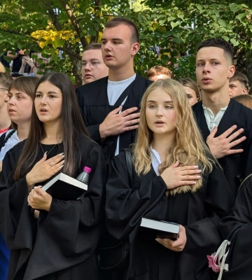 В Острозькій академії відбулася посвята першокурсників у спудеї