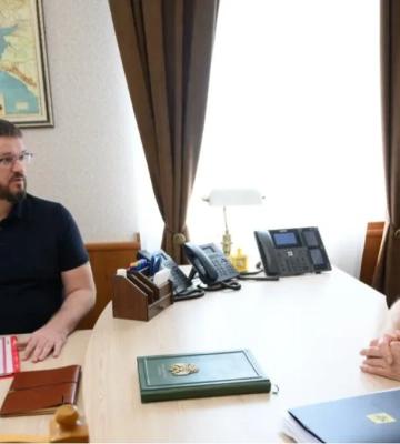 Створену російськими окупантами “Херсонську зернову компанію” очолює уродженець Запорізької області