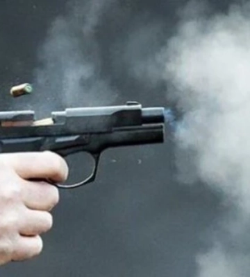 На Київщині чоловік розстріляв батька з сином