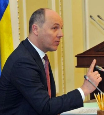 Зеленский: СБУ и МВД задержали подозреваемого по делу об убийстве Андрея Парубия Зеленский: СБУ и МВД задержали подозреваемого по делу об убийстве Андрея Парубия