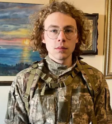 Син Степана Хмари пішов на фронт