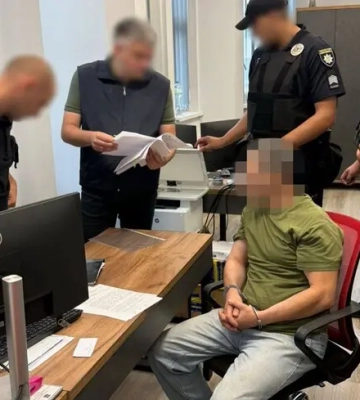 Вбивство Парубія: затриманому оголосили підозру за двома статтями Вбивство Парубія: затриманому оголосили підозру за двома статтями