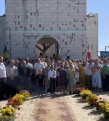 У Велимчі заклали капсулу в підмурівок храму