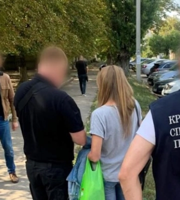 Затримано секретаря ВЛК, що взялася за $2000 &quot;вирішити&quot; питання мобілізації