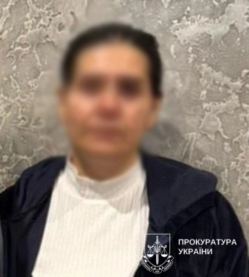 У Києві псевдопоштарка під приводом обміну грошей на нові купюри «обміняла» ₴260 тис. пенсіонерки на папірці