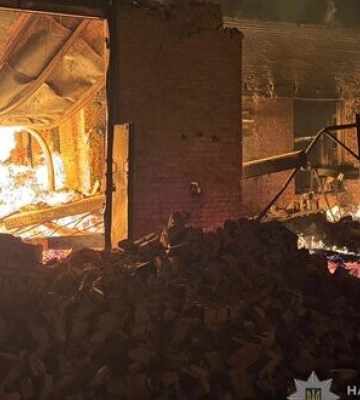 Вибухи в Охтирці пролунали під час масованого удару дронів: серед поранених – діти