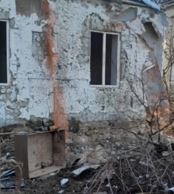 У Білозерці на Херсонщині внаслідок російського обстрілу поранена жінка
