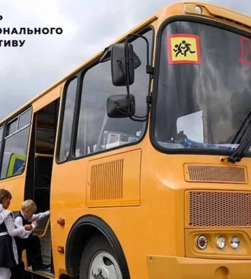 У Криму половина шкільних автобусів без водіїв через мобілізацію