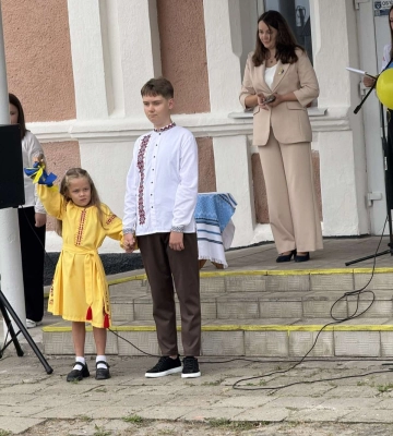 Замість квітів – донат на підтримку ЗСУ: як у Ковельській громаді відзначили День знань