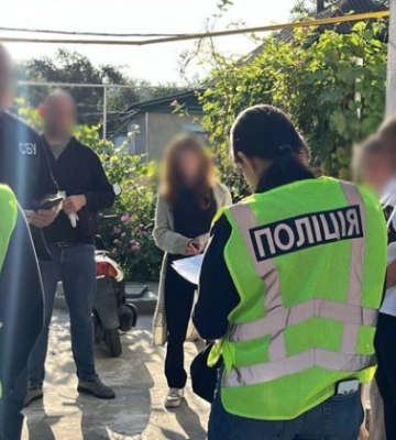 На Житомирщині 20-річний блогер виманював гроші у глядачів під час трансляцій — як працювала схема