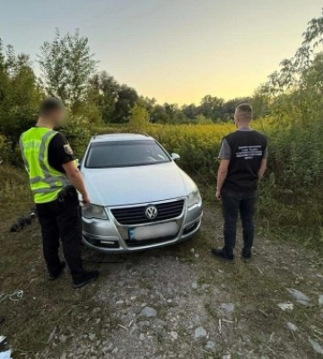 На Закарпатті викрили схему переправлення ухилянтів через кордон