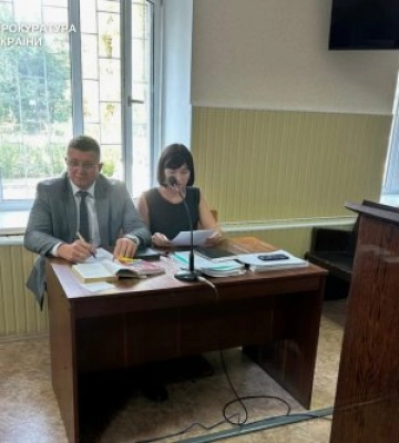 У Миколаєві взято під варту зловмисника, який розбещував свою малолітню падчерку