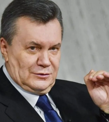 Російська пропаганда випустила на поле Януковича: у президента-втікача нові косметичні зміни (ФОТО)