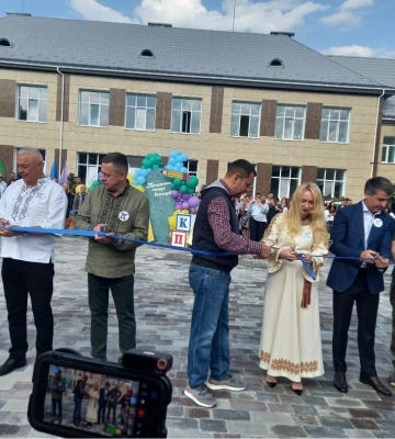 У Перечинській громаді розпочали новий навчальний рік урочистим зібранням