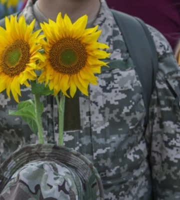 У Києві вшановують пам’ять Андрія Парубія. У Львові триває панахида