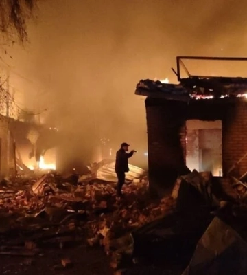 У Сумах спалахнула масштабна пожежа внаслідок атаки росіян, - ОВА