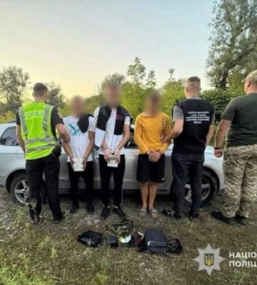 На Закарпатті затримали «переправника» у Румунію: чоловіків відправили б до кордону річкою
