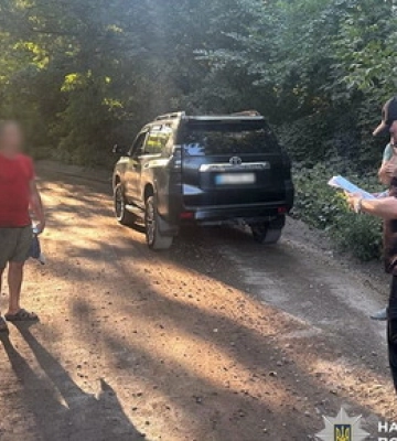20 тысяч за «крышевание»: в Житомирской области двое мужчин требовали средства у блоггеров