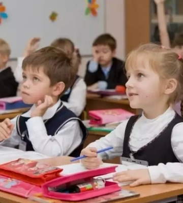 В Луганской области оккупанты делают ставку на войну: треть школьных классов с казацким уклоном