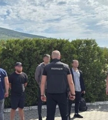 Суд взяв під варту «закладчика», якого затримали з психотропами в Ужгороді
