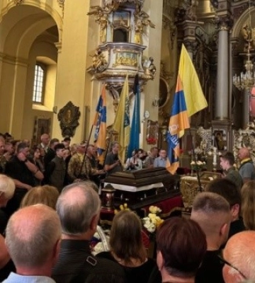 У Львові проходить чин похорону Андрія Парубія