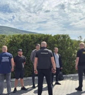 На Закарпатті викрито черговий канал переправлення ухилянтів річкою до Румунії