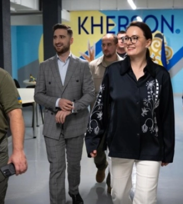 Свириденко відвідала на Херсонщині школу з підземними класами