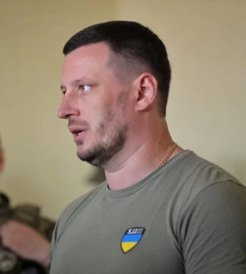 Прокудін каже, що поширення фото та відео з монтажем антидронових сіток допомагає росіянам координувати обстріли