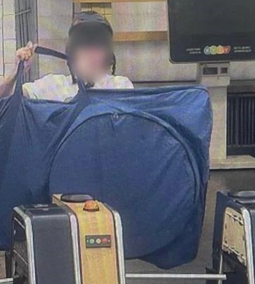 Поліція затримала студента, який катався на велосипеді по ескалатору метро
