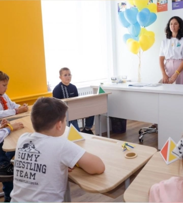 «Школа Супергероїв» на Рівненщині: майже півтори тисячі дітей отримали знання просто у лікарні