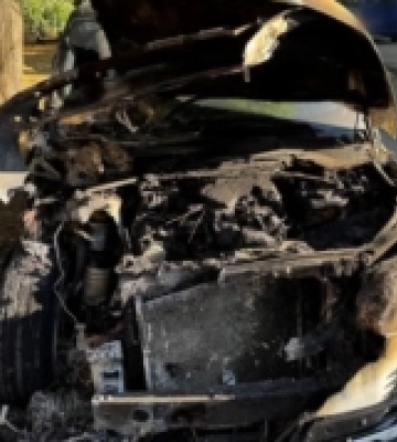 В Одесі затримали 21-річного чоловіка, який підпалив чотири автівки на замовлення