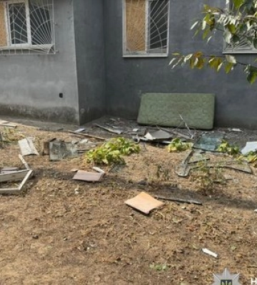 Четверо працівників комунального підприємства поранені внаслідок атаки росіян на Херсон