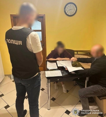 На Закарпатті ексголову ЛКК та її підлеглого викрито на отриманні хабарів за продовження групи інвалідності