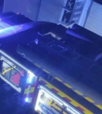 На ринку в Рівному сталася пожежа: загорілися контейнери з технікою