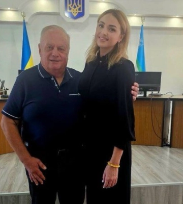 Хомко склав мандат депутата під оплески у сесійній залі