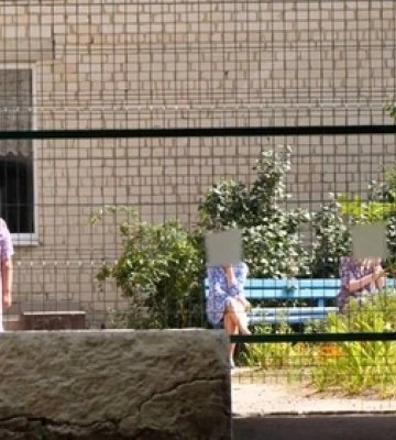 Побиття, фіксація мотузками й прострочені ліки: що відбувається у волинській психлікарні (відео)