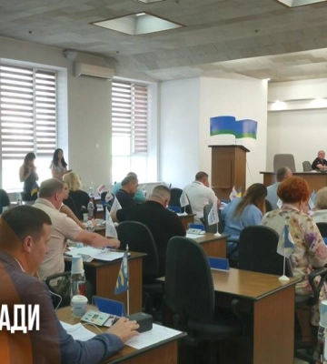 Ексмер Рівного більше не депутат та перипетії через ринок: головне з сесії Рівнеради (ВІДЕО)