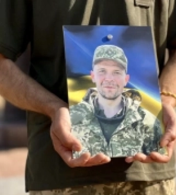Назавжди 32: Рівне попрощалося із загиблим Максимом Лагерєвим (ВІДЕО)
