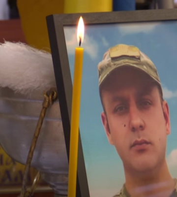 «Така була добра людина»: у Луцьку прощалися з прикордонником Олександром Вишневським, якого знайшли загиблим